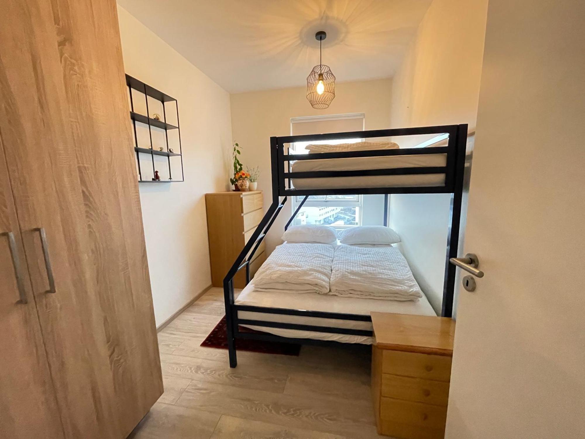Modern And Spacious 3 Bedroom In Kopavogur Apartamento Reikiavik